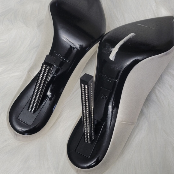 Saint Laurent Swarovski Crystal-embellished Satin run small - Picture 9 of 13